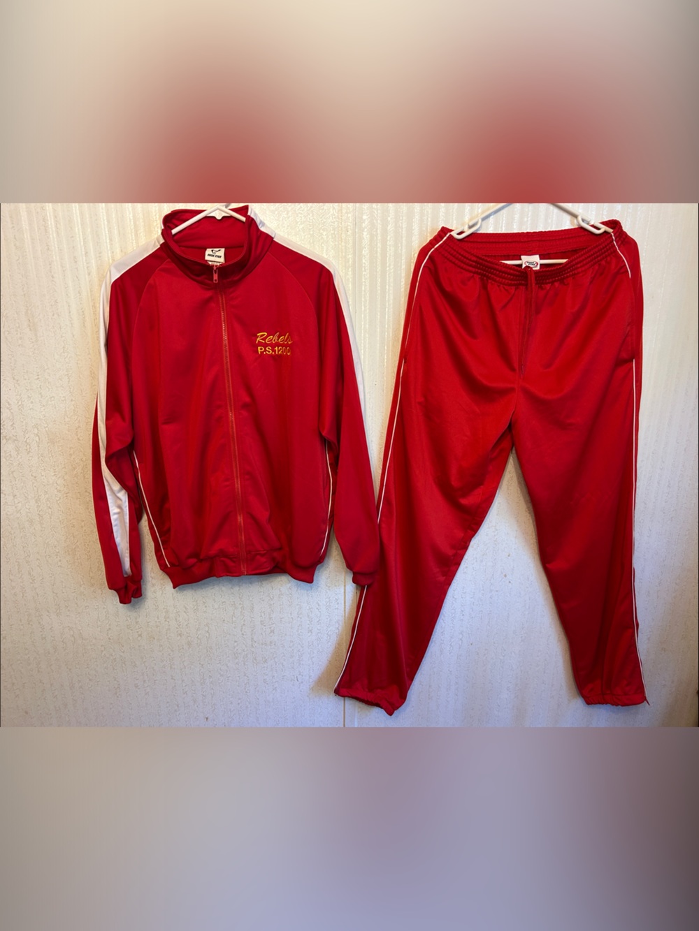 High Five 🖐️ Red Tracksuit Set with White Stripe P.S.120Q